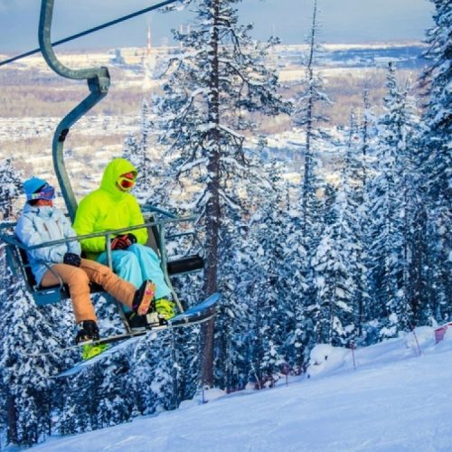 1667494070_1-sportishka-com-p-gora-sobolinaya-gornolizhnii-kurort-instag-1